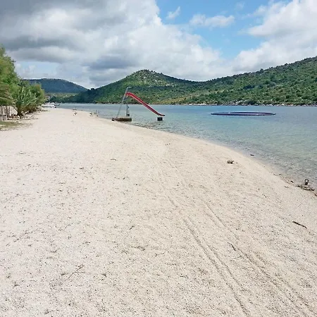 Hébergement de vacances House Suncani Dvori *