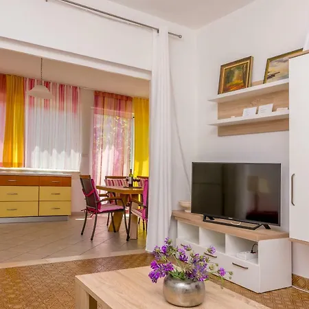 House Suncani Dvori *