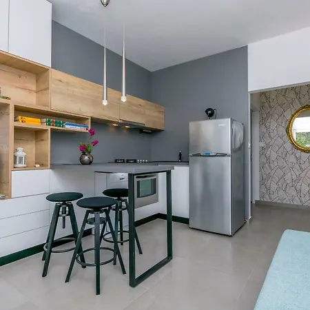 House Suncani Dvori