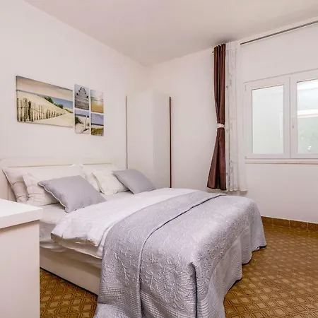 House Suncani Dvori Hébergement de vacances *