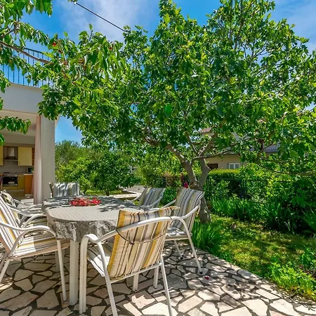 House Suncani Dvori