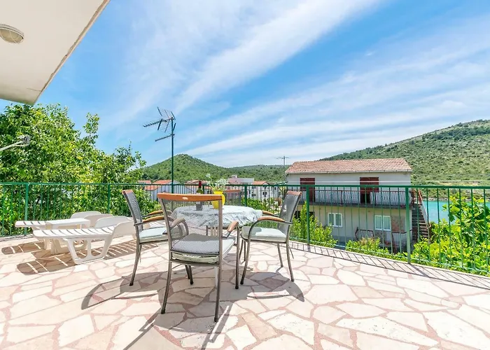 House Suncani Dvori Сasa de vacaciones Rogoznica (Sibenik-Knin)